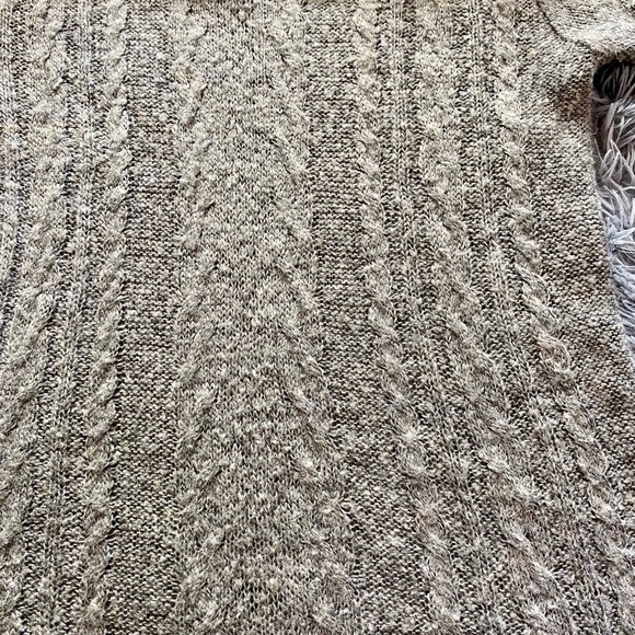 ⛄️Maurices grey cowl neck fuzzy sweater size M - Picture 2 of 5